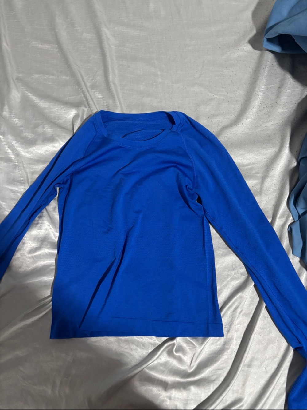 Lululemon Electric Blue Waist-Length Swiftly Long Sleeve Top